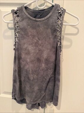 Women's Gray Lace-Up Muscle Tank